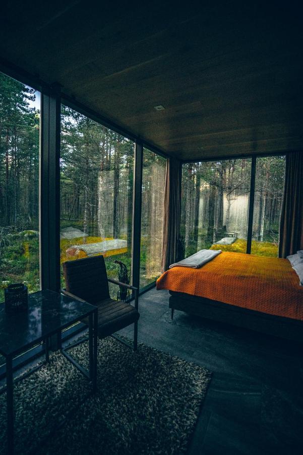Oeoed Hoetels Rooslepa - Fika, Mysa , Skoent-With Sauna Exterior photo