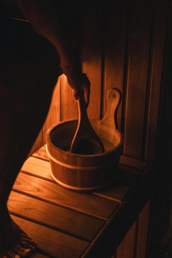 Oeoed Hoetels Rooslepa - Fika, Mysa , Skoent-With Sauna Exterior photo